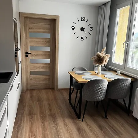 Apartment Nabrezie Liptovsky Mikulas